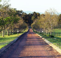 Blueberry Hill Vineyard Villa - Foster Accommodation