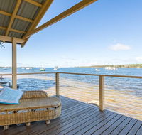 Bluewater - riverfront location with water views - Foster Accommodation