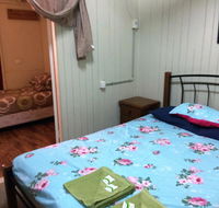 Bluff Hotel - Foster Accommodation