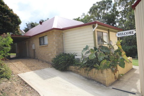 Boambee Hideaway - Foster Accommodation 2