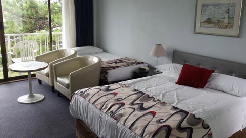 Boat Harbour Motel - Foster Accommodation 0