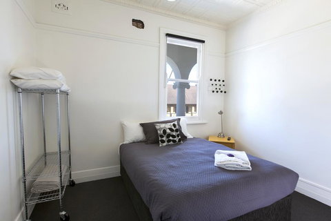 Boatrowers Hotel Stockton - Foster Accommodation 3