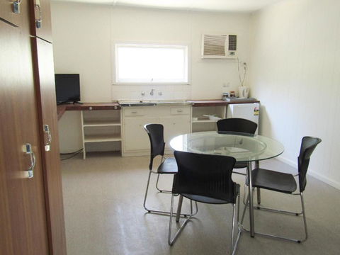 Tinman Roadhouse - Foster Accommodation 2