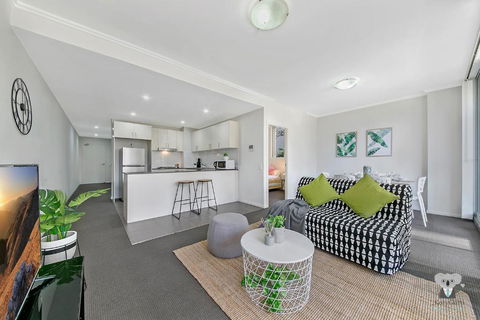 WARRICK FRAM 3 BEDS APT FREE PARKING WALK TO WESTFIELD CLOSE TO HOSPITAL NWF003 - Foster Accommodation 0