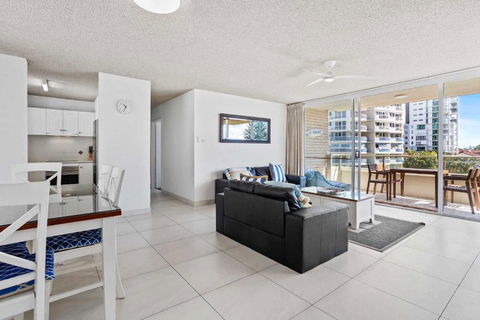 Wyuna Ocean Views In Burleigh - Foster Accommodation 2