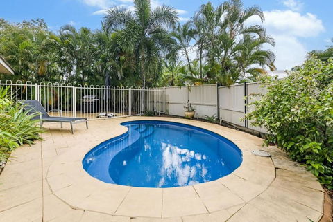 Ah Mat Bungalow - Tropical Darwin Stay With Pool - Foster Accommodation 0