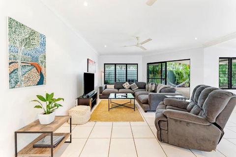 Ah Mat Bungalow - Tropical Darwin Stay With Pool - Foster Accommodation 2