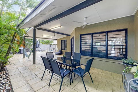 Ah Mat Bungalow - Tropical Darwin Stay With Pool - Foster Accommodation 3