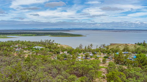 BIG4 Lake Maraboon Holiday Village - Foster Accommodation 0