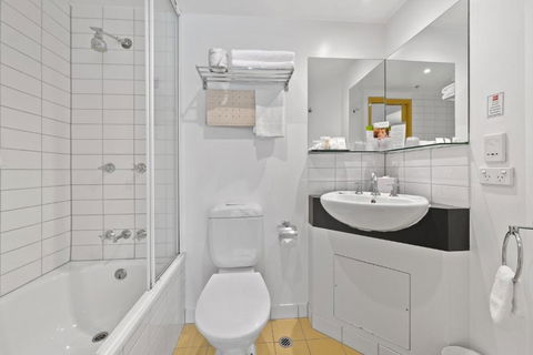 YEHS Hotel Melbourne CBD - Foster Accommodation 2