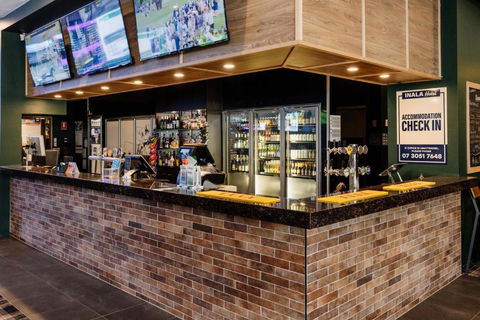 Inala Hotel - Foster Accommodation 1