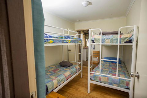 YHA Pittwater Eco, Sydney - Foster Accommodation 1