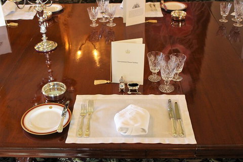 Bespoke Off-the-Beaten-Path Tour Of Inner Sydney - Foster Accommodation 4