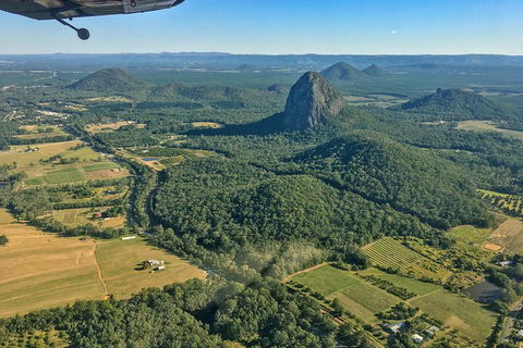 Deluxe Seaplane Tour Noosa To Glasshouse Adventure For 2 With Photobook - Foster Accommodation 4