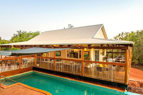 Giant Tides Tour - Cygnet Bay Pearl Farm - Foster Accommodation 3