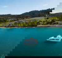 Deep-to-Dish Tasmanian Seafood Experience - Foster Accommodation