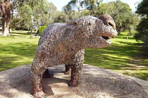 3-Day Private Adelaide To Melbourne Tour - Foster Accommodation 4