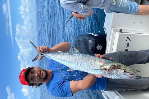 Full Day 9.5 Hour Offshore Fishing Charter - Foster Accommodation 2