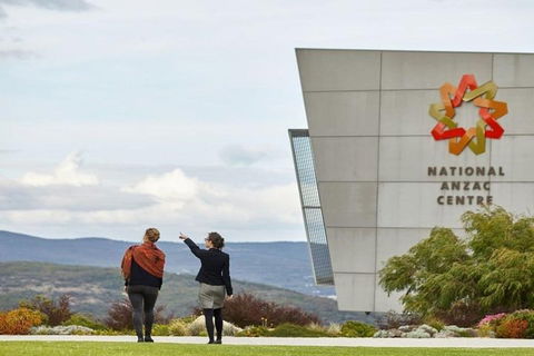 Higlights Of Hictoric Albany City: The National ANZAC Centre - Foster Accommodation 2