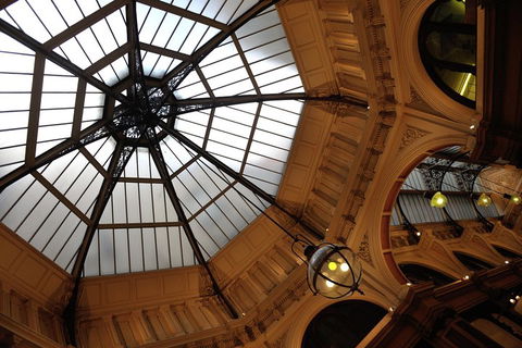 Architecture Tour Of Melbourne - Foster Accommodation 5