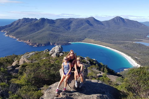 6-Day Tasmanian Explorer Adventure Tour From Hobart - Foster Accommodation 1