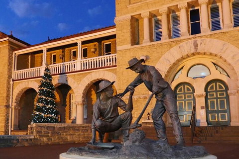 The Perth Mint: Guided Heritage Tour And Gold Pour - Foster Accommodation 3