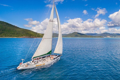 2-Night Whitsundays Sailing Cruise Incl. Whitehaven Beach & Great Barrier Reef - Foster Accommodation 3