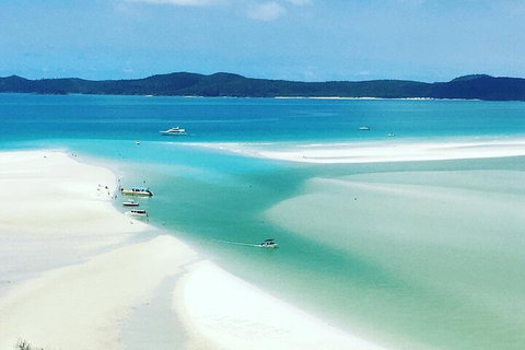 2-Night Whitsundays Sailing Cruise Incl. Whitehaven Beach & Great Barrier Reef - Foster Accommodation 5