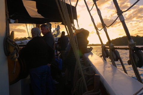 Sydney Harbour Tall Ship Afternoon Discovery Cruise - Foster Accommodation 5