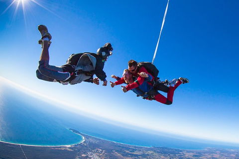 Byron Bay Tandem Sky Dive - Foster Accommodation 0