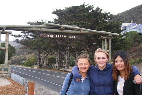 Full-Day Great Ocean Road And 12 Apostles Sunset Tour From Melbourne - Foster Accommodation 1