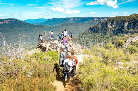Small-Group Blue Mountains Day Trip From Sydney With Wildlife Park - Foster Accommodation 1