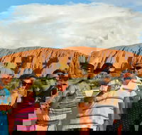 Ayers Rock Day Trip from Alice Springs Including Uluru Kata Tjuta and Sunset BBQ Dinner - Foster Accommodation