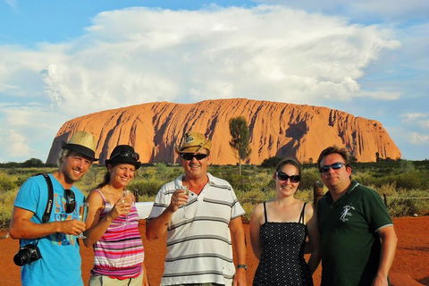 Ayers Rock Day Trip From Alice Springs Including Uluru, Kata Tjuta And Sunset BBQ Dinner - Foster Accommodation 0