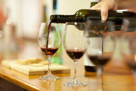 McLaren Vale And Glenelg Wine Tasting And Sightseeing (Half-day Afternoon) - Foster Accommodation 1