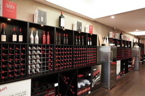 Penfolds Barossa Valley: Make Your Own Wine - Foster Accommodation 2