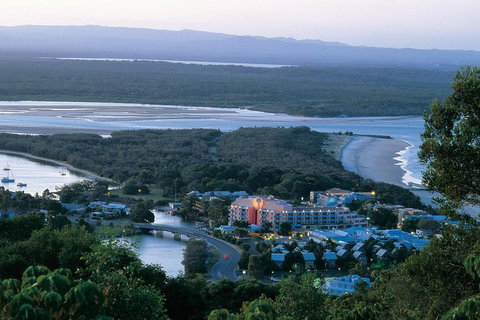 Noosa Everglades Serenity Cruise & Highlights Tour Inc. Lunch & Cruise - Foster Accommodation 1