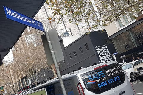 Live Like A Local: Explore Some Favourite Spots On A Playful Audio Walking Tour - Foster Accommodation 2