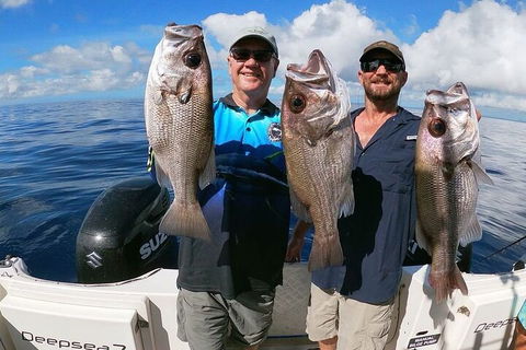 Full Day 9.5 Hour Offshore Fishing Charter - Foster Accommodation 1