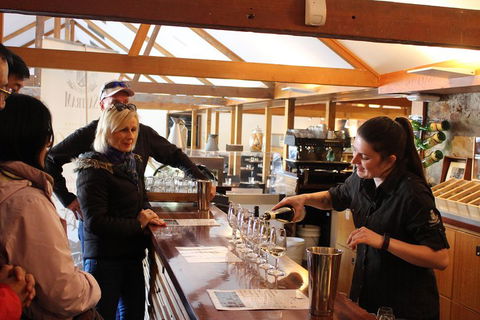 Barossa And Hahndorf Day Trip From Adelaide Including Wine Tasting And Lunch - Foster Accommodation 0