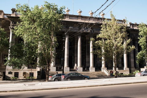 Be An Adelaide Local: Intimate Walk - Foster Accommodation 2