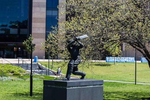 Historic Adelaide & Architecture 90- Minute Pedicab Experience - Foster Accommodation 0