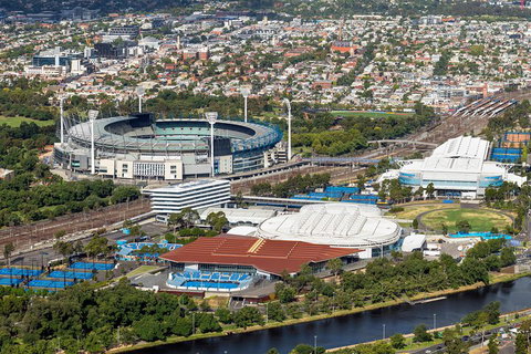 Ultimate Sports Lovers Bus Tour Of Melbourne - Foster Accommodation 0