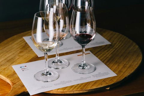 Australian Wine Discovery Tour With Tastings - Foster Accommodation 2